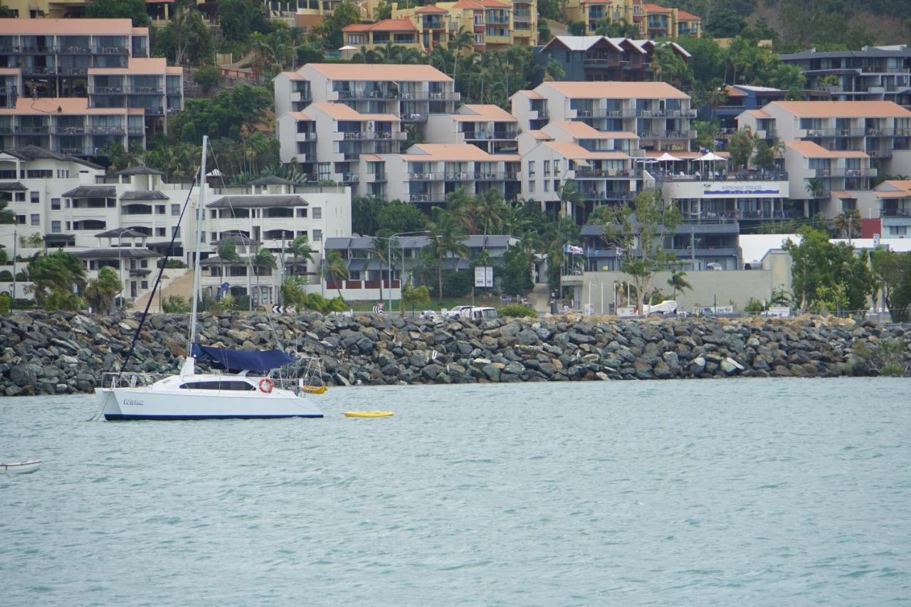 Airlie Seaview Apartments Airlie Beach Extérieur photo