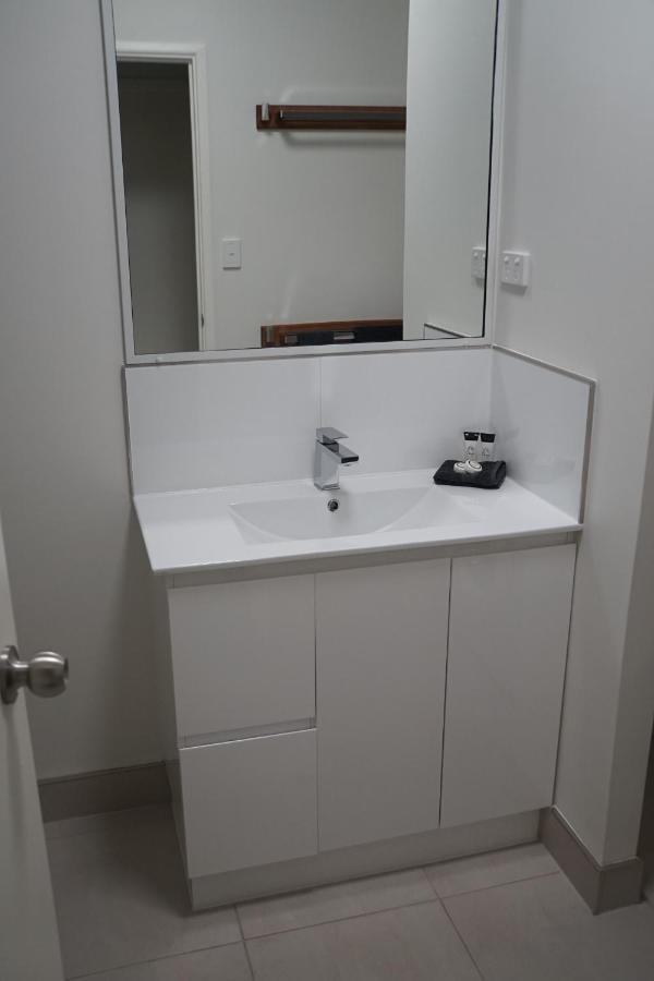 Airlie Seaview Apartments Airlie Beach Extérieur photo