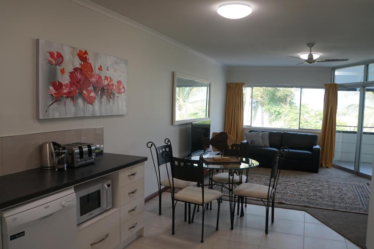 Airlie Seaview Apartments Airlie Beach Extérieur photo