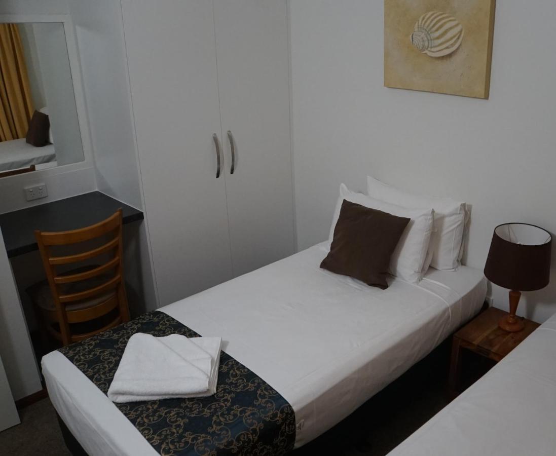 Airlie Seaview Apartments Airlie Beach Extérieur photo