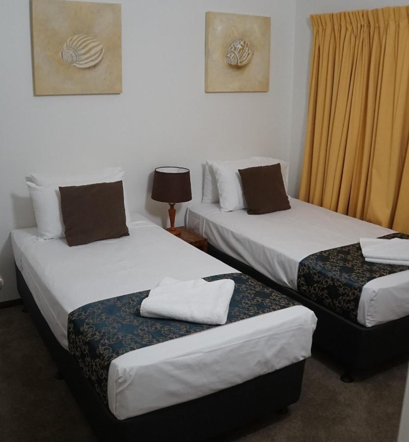 Airlie Seaview Apartments Airlie Beach Extérieur photo