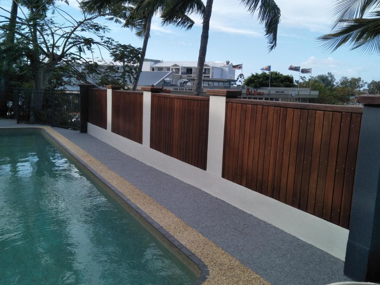 Airlie Seaview Apartments Airlie Beach Extérieur photo