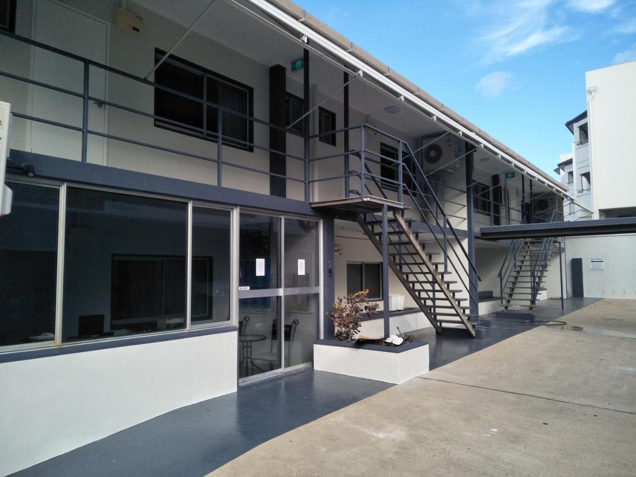 Airlie Seaview Apartments Airlie Beach Extérieur photo