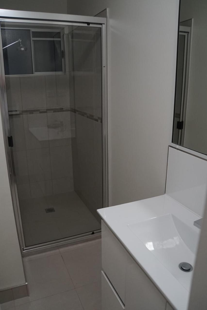 Airlie Seaview Apartments Airlie Beach Extérieur photo
