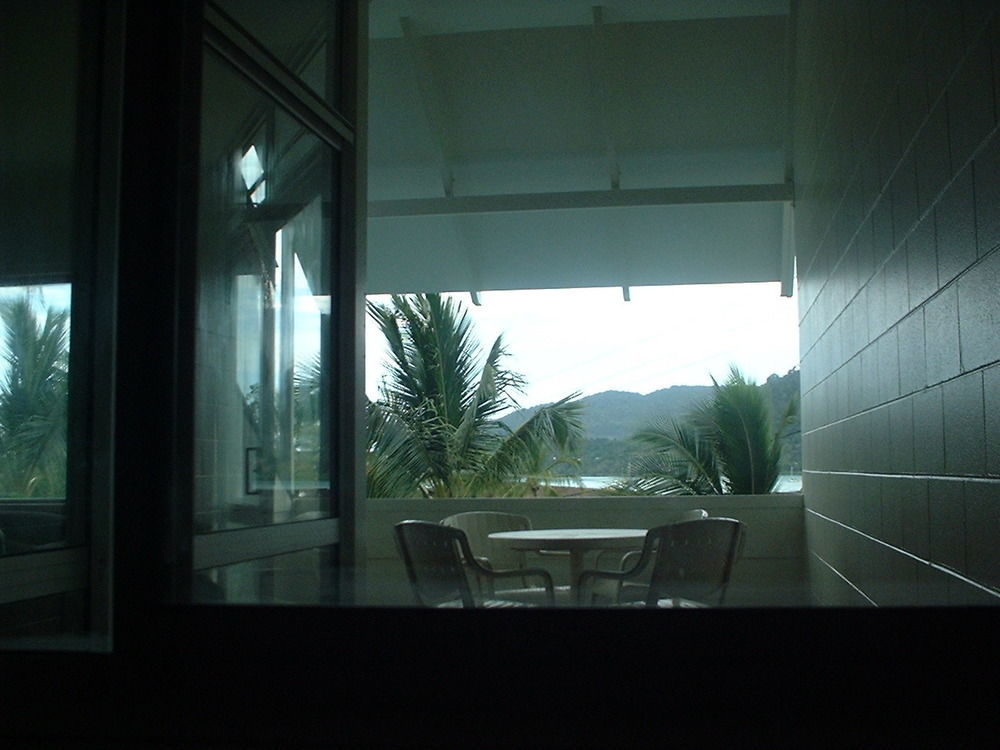 Airlie Seaview Apartments Airlie Beach Extérieur photo