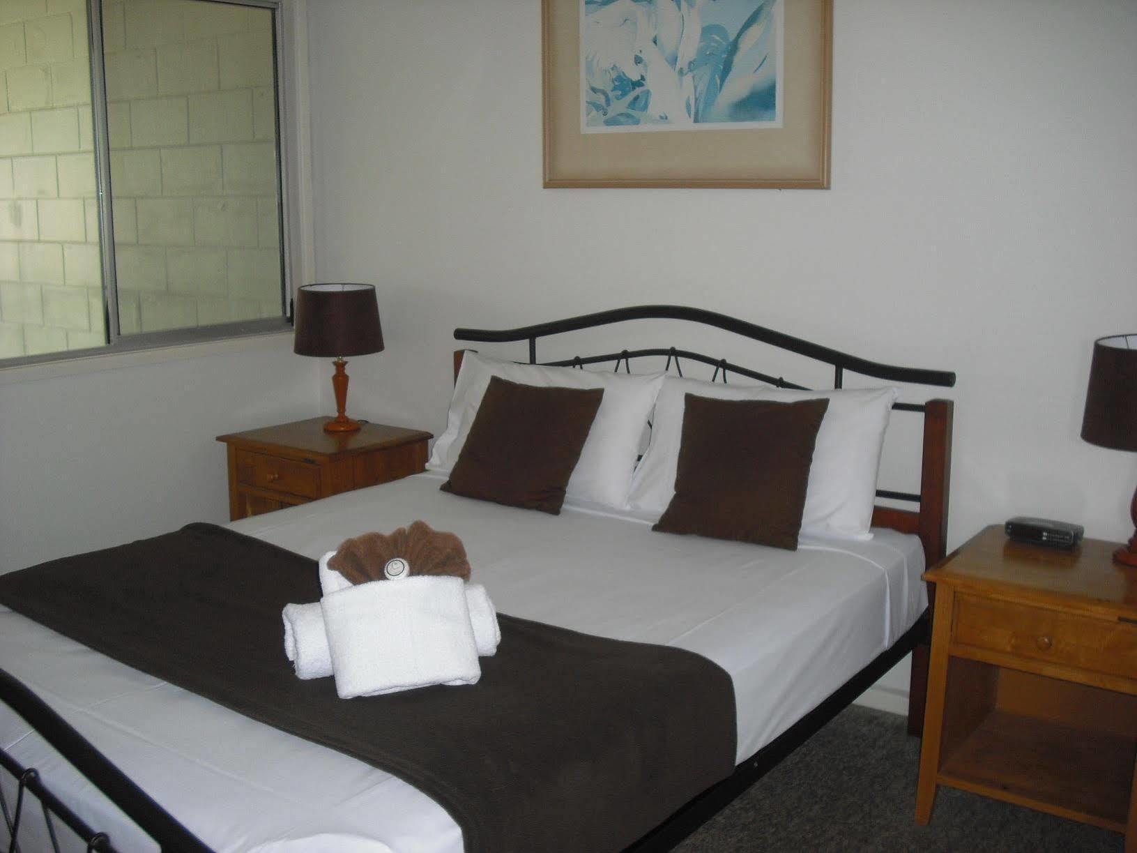 Airlie Seaview Apartments Airlie Beach Extérieur photo